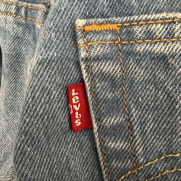 Levi’s 501 Jeans - Picture 5 of 9